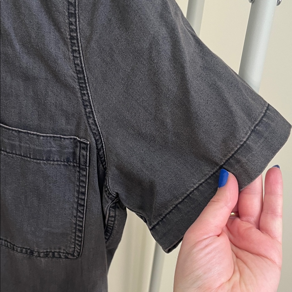 Madewell Dark Gray Short Sleeve Shirt - Picture 7 of 7